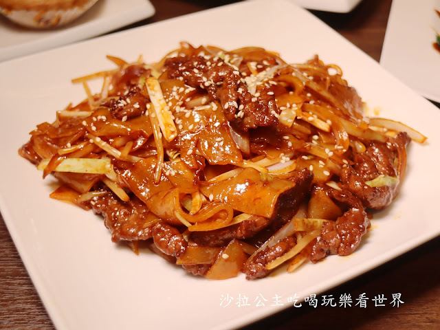 全台最大『檀島香港茶餐廳(劍南店)』大直.內湖人聚餐首選/獨立包廂/美麗華商圈/劍南路捷運站 33 全台最大『檀島香港茶餐廳(劍南店)』大直.內湖人聚餐首選/獨立包廂/美麗華商圈/劍南路捷運站