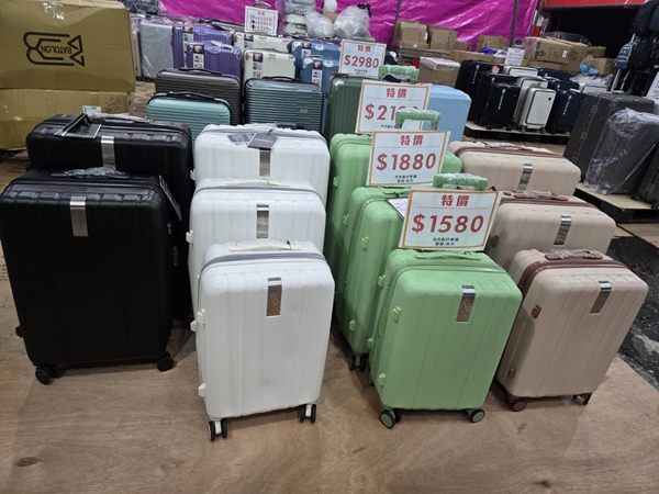 台南善化行李箱特賣會,工廠直營廠拍,最低價990元起,胖胖箱、前開式行李箱,後背包 5 台南善化行李箱特賣會,工廠直營廠拍,最低價990元起,胖胖箱、前開式行李箱,後背包