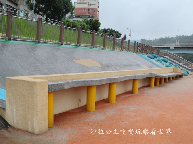 【木柵特色公園】道南河濱共融式遊戲區『火車主題親子公園』北市最大 21 【木柵特色公園】道南河濱共融式遊戲區『火車主題親子公園』北市最大