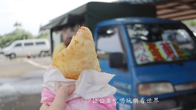 宜蘭頭城人氣美食『頭城車站阿伯炸蛋蔥油餅』蔥油餅/頭城火車站前停車場