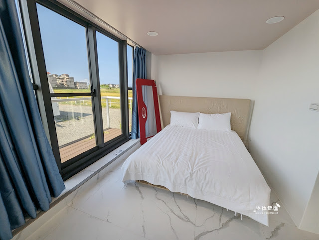 宜蘭恐龍民宿『哥德白色城堡』房間就有大恐龍迎接、露營車 22 宜蘭恐龍民宿『哥德白色城堡』房間就有大恐龍迎接、露營車