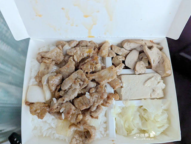 高CP值便當內用飲料、滷肉飯吃到飽『食來運轉』外帶免費加飯附700C.C飲料 13 高CP值便當內用飲料、滷肉飯吃到飽『食來運轉』外帶免費加飯附700C.C飲料