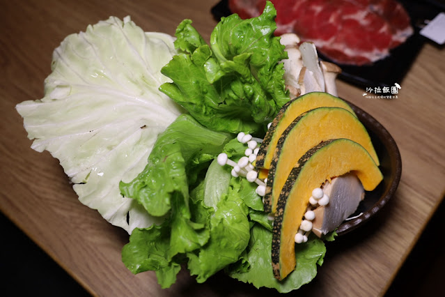 燒肉火鍋吃到飽店內居然有兒童遊戲區『千兵衛日式燒肉火鍋吃到飽』空間很大用餐很舒適 60 燒肉火鍋吃到飽店內居然有兒童遊戲區『千兵衛日式燒肉火鍋吃到飽』空間很大用餐很舒適