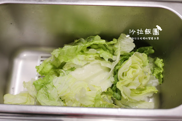 台南燒肉一個人也可以吃『花燒肉個人燒肉』小菜、飲料、湯品、冰淇淋無限供應