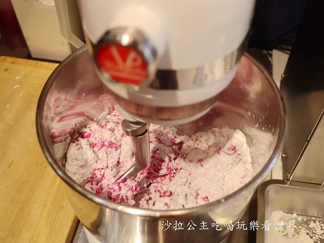 士林夜市飲料推薦『魚池貳壹(台北士林總店)』手工現做珍珠/手炒黑糖/捷運劍潭站 3 士林夜市飲料推薦『魚池貳壹(台北士林總店)』手工現做珍珠/手炒黑糖/捷運劍潭站