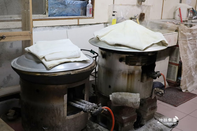 基隆美食『李家鍋貼饅頭』山東純手工鍋貼饅頭、韭菜盒、手工水餃、包子 3 基隆美食『李家鍋貼饅頭』山東純手工鍋貼饅頭、韭菜盒、手工水餃、包子