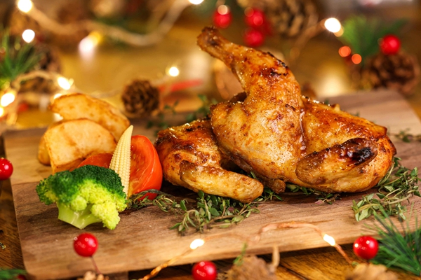 迎聖誕,慶跨年『義饗食堂』法烤春雞大餐第2客半價,包場尾牙春酒每人980元起滿額再送住宿券 3 迎聖誕,慶跨年『義饗食堂』法烤春雞大餐第2客半價,包場尾牙春酒每人980元起滿額再送住宿券