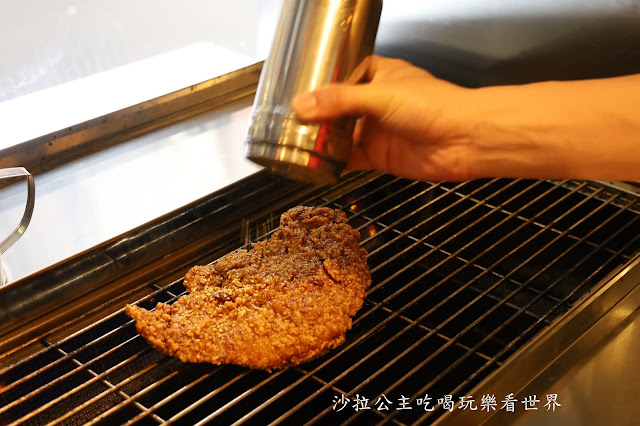 中山區雞排/中山美食『維縈家鄉碳烤雞排(民生東路店)』士林夜市美食插旗中山區/捷運雙連站 11 中山區雞排/中山美食『維縈家鄉碳烤雞排(民生東路店)』士林夜市美食插旗中山區/捷運雙連站