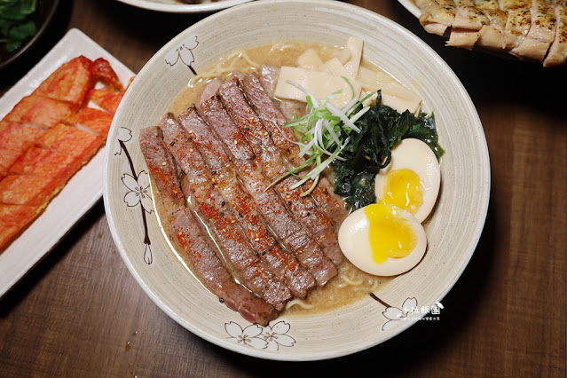 兆曜拉麵大里浮誇系拉麵,霸氣到碗裝不下,CP值超高 13 兆曜拉麵大里浮誇系拉麵,霸氣到碗裝不下,CP值超高