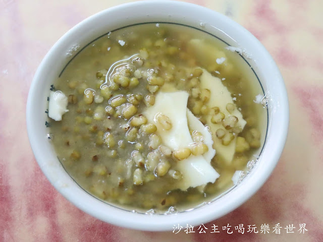 三峽美食/三峽老街必吃『山泉水手工豆花』35元暑氣全消/食尚玩家推薦老店