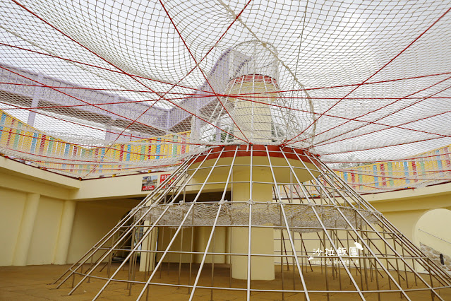 苑裡景點『灣麗親子公園』藺草攀爬場、農舍煙囪滑梯、樹屋遊戲場、脫穀戲砂區、小米洗腳池 21 苑裡景點『灣麗親子公園』藺草攀爬場、農舍煙囪滑梯、樹屋遊戲場、脫穀戲砂區、小米洗腳池