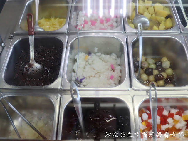 新莊冰店/輔大美食/45元刨冰加料無限制『興德豆花』屏東夜市豆花/捷運輔大站 8 新莊冰店/輔大美食/45元刨冰加料無限制『興德豆花』屏東夜市豆花/捷運輔大站