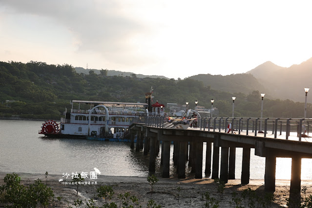 北投景點『關渡碼頭貨櫃市集』越夜越美 3 北投景點『關渡碼頭貨櫃市集』越夜越美