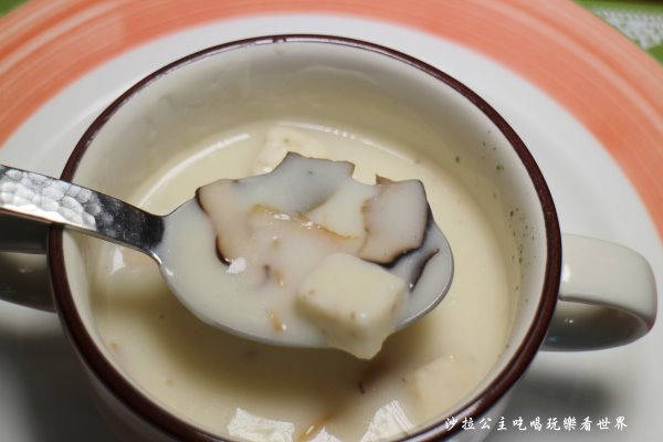 IMG_2584.JPG IMG_2584.JPG