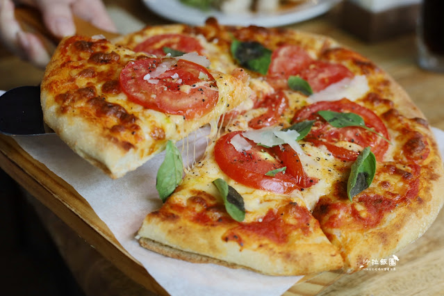 迎聖誕,慶跨年『義饗食堂』法烤春雞大餐第2客半價,包場尾牙春酒每人980元起滿額再送住宿券 28 迎聖誕,慶跨年『義饗食堂』法烤春雞大餐第2客半價,包場尾牙春酒每人980元起滿額再送住宿券