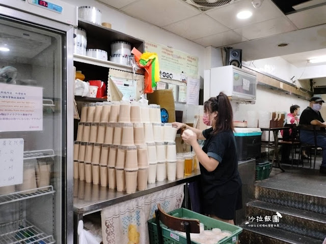 高CP值便當內用飲料、滷肉飯吃到飽『食來運轉』外帶免費加飯附700C.C飲料 8 高CP值便當內用飲料、滷肉飯吃到飽『食來運轉』外帶免費加飯附700C.C飲料