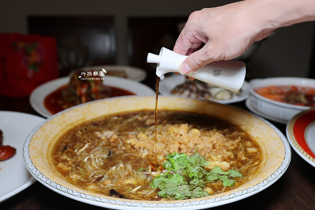 年菜推薦『田言小館』外帶年菜金牌脆皮雞、上湯鮑魚佛跳牆、霸氣海鮮羹 21 年菜推薦『田言小館』外帶年菜金牌脆皮雞、上湯鮑魚佛跳牆、霸氣海鮮羹