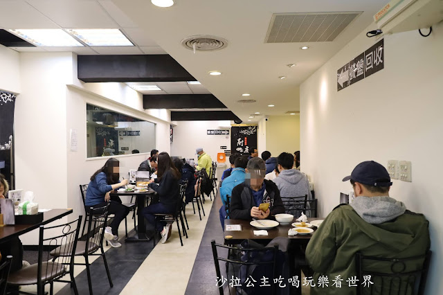 台北車站小吃.美食『鑫耀鑫』好吃雞肉飯.上海㸆肉飯.排隊美食 3 台北車站小吃.美食『鑫耀鑫』好吃雞肉飯.上海㸆肉飯.排隊美食