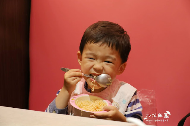 台北火鍋吃到飽『鍋爸涮涮鍋(西門店)』萬華西門町平價火鍋/各式海鮮/肉品/座位舒適 60 台北火鍋吃到飽『鍋爸涮涮鍋(西門店)』萬華西門町平價火鍋/各式海鮮/肉品/座位舒適