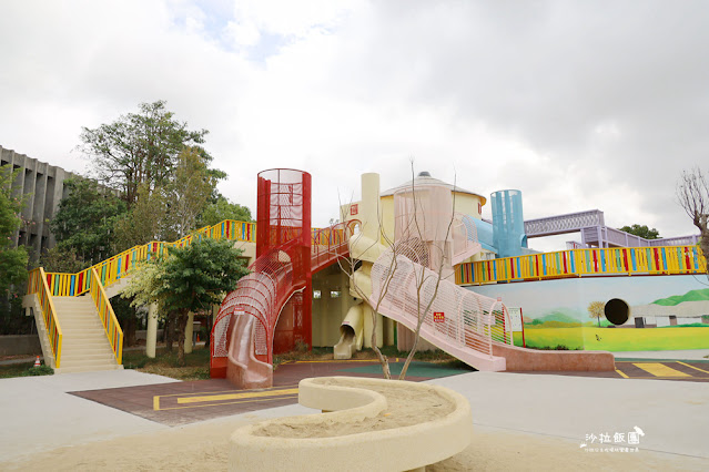 苑裡景點『灣麗親子公園』藺草攀爬場、農舍煙囪滑梯、樹屋遊戲場、脫穀戲砂區、小米洗腳池 3 苑裡景點『灣麗親子公園』藺草攀爬場、農舍煙囪滑梯、樹屋遊戲場、脫穀戲砂區、小米洗腳池