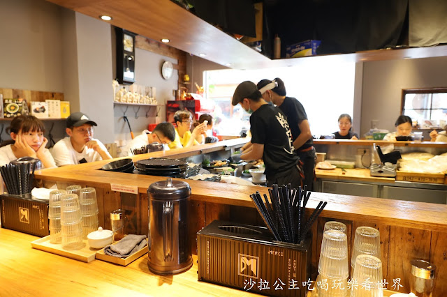 排隊像掉到水裡都要排加麵不加價『隱家拉麵』士林美食推薦、捷運士林站 12 排隊像掉到水裡都要排加麵不加價『隱家拉麵』士林美食推薦、捷運士林站