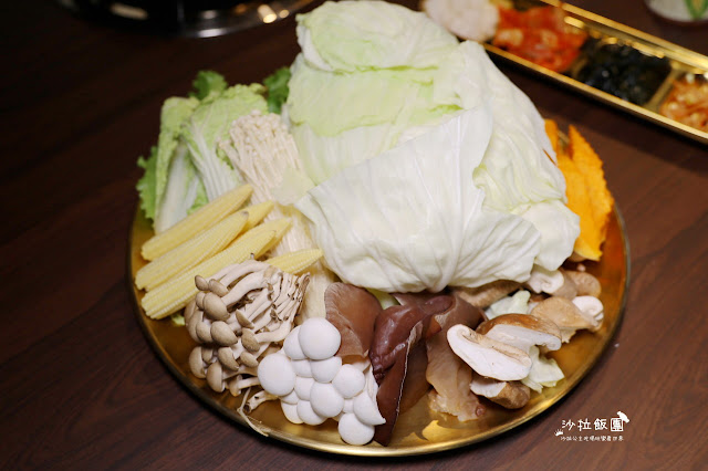 羅東美食『韓雞村』韓式料理、蒸海鮮網美餐廳、近清溝夜市、食尚玩家推薦 28 羅東美食『韓雞村』韓式料理、蒸海鮮網美餐廳、近清溝夜市、食尚玩家推薦