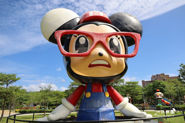 士林景點宇宙探險共融公園『美崙公園』不二良小鼠巨型公仔.溜滑梯.溜冰場 5 士林景點宇宙探險共融公園『美崙公園』不二良小鼠巨型公仔.溜滑梯.溜冰場