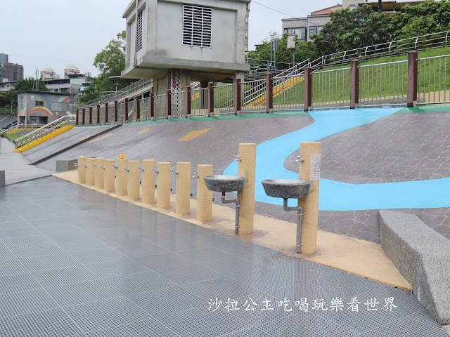 【木柵特色公園】道南河濱共融式遊戲區『火車主題親子公園』北市最大 22 【木柵特色公園】道南河濱共融式遊戲區『火車主題親子公園』北市最大