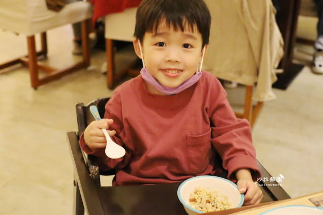 宜蘭吃到飽『蘭城百匯(蘭城晶英酒店)』鮑魚、天使紅蝦刺身 50 宜蘭吃到飽『蘭城百匯(蘭城晶英酒店)』鮑魚、天使紅蝦刺身