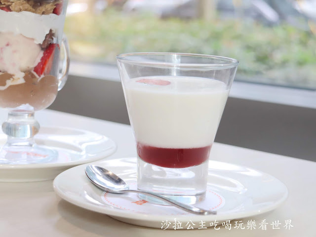 台北美食/下午茶『Royal Host樂雅樂家庭餐廳』女孩兒最愛的草莓季/捷運南港展覽館站 12 台北美食/下午茶『Royal Host樂雅樂家庭餐廳』女孩兒最愛的草莓季/捷運南港展覽館站