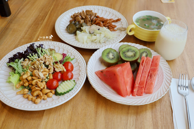 台中全新飯店走路就到逢甲夜市『享得道行旅』24小時氣泡水、免費宵夜、泡腳池 74 台中全新飯店走路就到逢甲夜市『享得道行旅』24小時氣泡水、免費宵夜、泡腳池