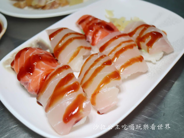 基隆美食/仁愛市場人氣日本料理.小吃『黑面鯊魚煙阿玉』『林家祖傳沙茶魷魚羹』 7 基隆美食/仁愛市場人氣日本料理.小吃『黑面鯊魚煙阿玉』『林家祖傳沙茶魷魚羹』