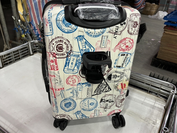 雲林麥寮行李箱特賣會,工廠直營廠拍990元起,胖胖箱、前開式行李箱、後背包 14 雲林麥寮行李箱特賣會,工廠直營廠拍990元起,胖胖箱、前開式行李箱、後背包