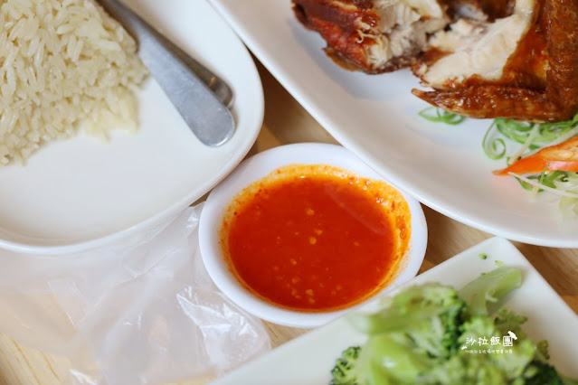 【文慶雞】台北必吃正宗海南雞飯20年老店華山新店面、肉嫩汁多 20 【文慶雞】台北必吃正宗海南雞飯20年老店華山新店面、肉嫩汁多