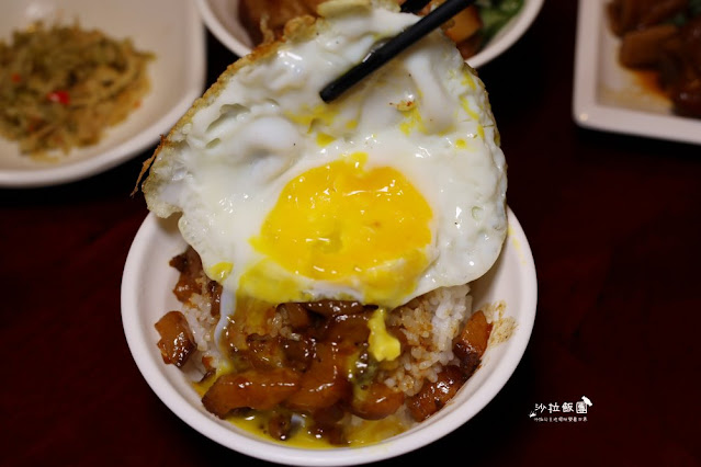 傳承60年的老味道，大稻埕魯肉飯，隱藏在巷弄中的人氣美食