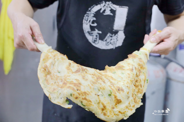 北投美食『燈亮有餅北投山東蔥油餅』想吃厚餅請等40分鐘 20 北投美食『燈亮有餅北投山東蔥油餅』想吃厚餅請等40分鐘