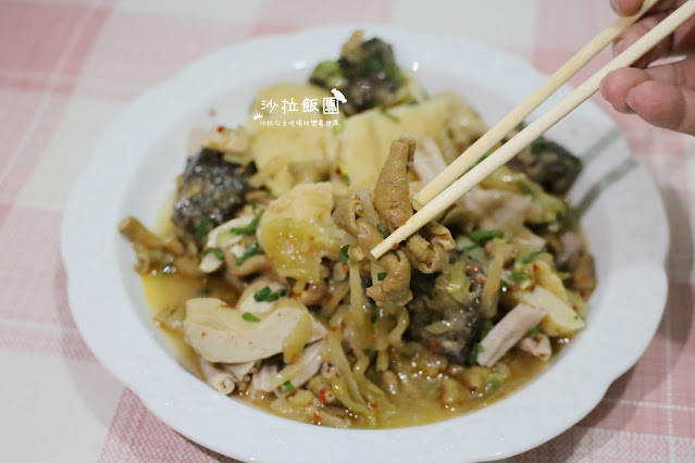 三和夜市美食『小楊脆腸』超涮嘴、台北橋捷運站