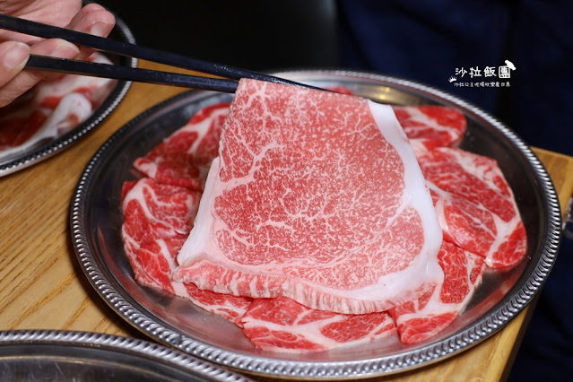 台北火鍋吃到飽『牛小路壽喜燒』正宗日式和牛壽喜燒吃到飽、年節聚餐就來這裡、菜單、捷運中山站 41 台北火鍋吃到飽『牛小路壽喜燒』正宗日式和牛壽喜燒吃到飽、年節聚餐就來這裡、菜單、捷運中山站