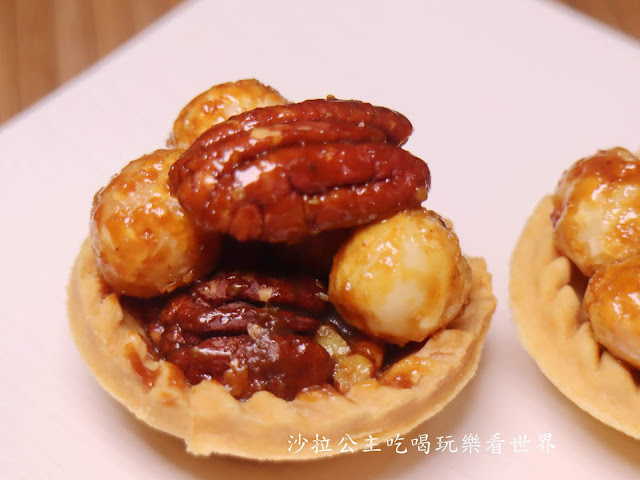 中秋節禮盒推薦『夏威夷豆豆先生』堅果塔/日式絹手帕包裝/伴手禮推薦/一禮兩用 15 中秋節禮盒推薦『夏威夷豆豆先生』堅果塔/日式絹手帕包裝/伴手禮推薦/一禮兩用