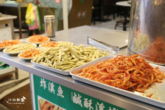 烏來老街一日遊泡溫泉、搭台車、看瀑布、逛老街 11 烏來老街一日遊泡溫泉、搭台車、看瀑布、逛老街