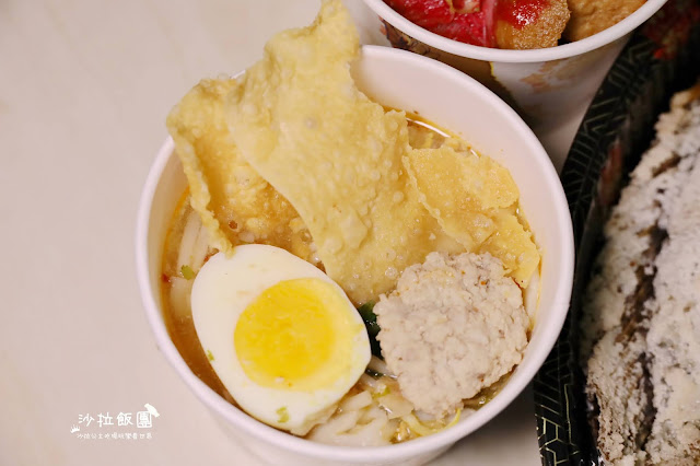 士林外帶美食『哈哈羅55泰式船麵米粉湯(士林店)』泰式香茅鹽烤魚/泰式米粉湯/泰式奶茶/士林夜市/外送 9 士林外帶美食『哈哈羅55泰式船麵米粉湯(士林店)』泰式香茅鹽烤魚/泰式米粉湯/泰式奶茶/士林夜市/外送