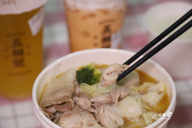 士林新開幕小火鍋『鍋老師台式國民鍋』多種特殊湯底 14 士林新開幕小火鍋『鍋老師台式國民鍋』多種特殊湯底