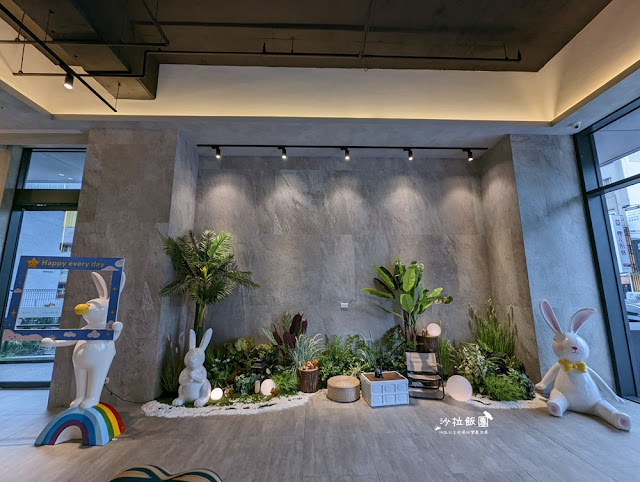 台中全新飯店走路就到逢甲夜市『享得道行旅』24小時氣泡水、免費宵夜、泡腳池 5 台中全新飯店走路就到逢甲夜市『享得道行旅』24小時氣泡水、免費宵夜、泡腳池