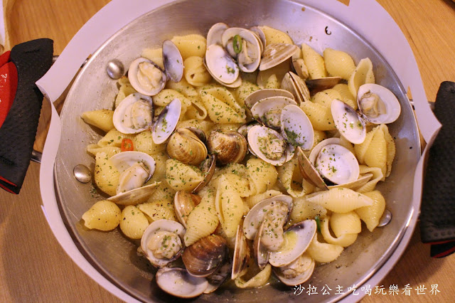 士林美食香菜披薩『堤諾義式比薩Tinos Pizza Café(士林中正門市)』 31 士林美食香菜披薩『堤諾義式比薩Tinos Pizza Café(士林中正門市)』