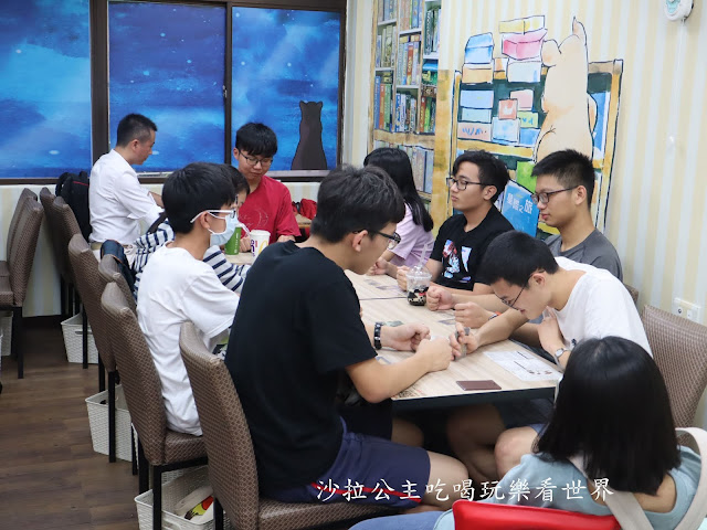 台北車站桌遊/雨天備案『貳家桌遊』台北火車站包場.場地租借/瑞士莫凡彼冰淇淋吃到飽 25 台北車站桌遊/雨天備案『貳家桌遊』台北火車站包場.場地租借/瑞士莫凡彼冰淇淋吃到飽