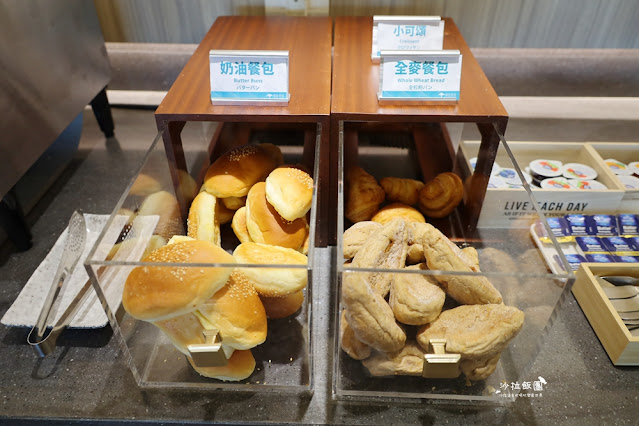 高雄住宿『福容徠旅高雄』IKEA主題房，捷運出口超方便