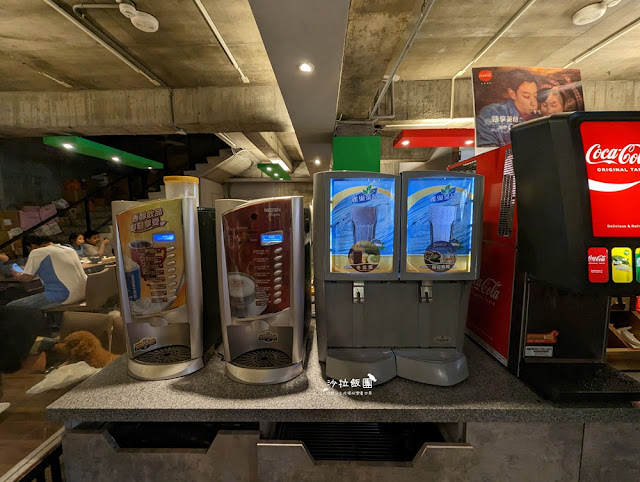 桃園牛肉麵吃到飽『呷飽牛肉麵南平店』加麵加湯免費,豆花、咖啡飲料無限供應 11 桃園牛肉麵吃到飽『呷飽牛肉麵南平店』加麵加湯免費,豆花、咖啡飲料無限供應