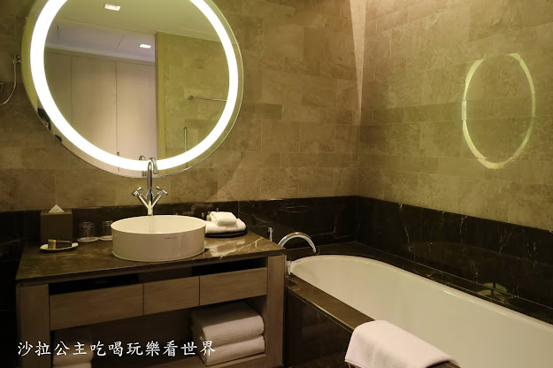 台北住宿推薦『台北萬豪酒店』房間內就可以看到美麗華/捷運劍南路站 14 台北住宿推薦『台北萬豪酒店』房間內就可以看到美麗華/捷運劍南路站