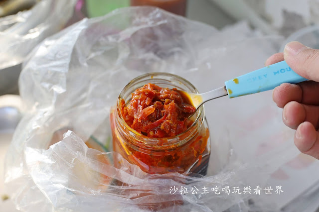 彭于晏吃過的日月潭美食『大石頭燒烤』夾心豆干.紅茶香菇.山豬香腸