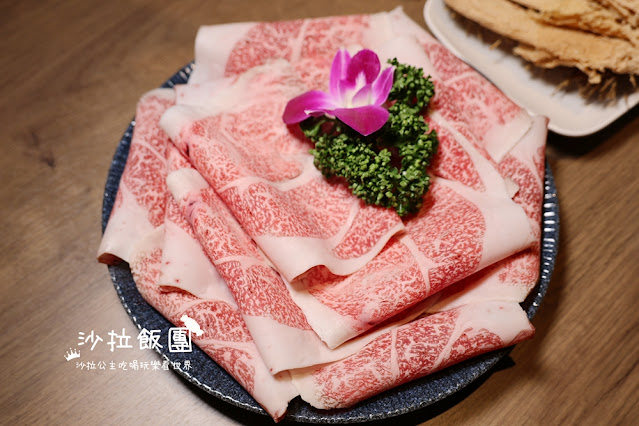 台北最強雞湯火鍋推薦『星曜雞湯』頂級人蔘全雞竹笙雞湯火鍋 43 台北最強雞湯火鍋推薦『星曜雞湯』頂級人蔘全雞竹笙雞湯火鍋